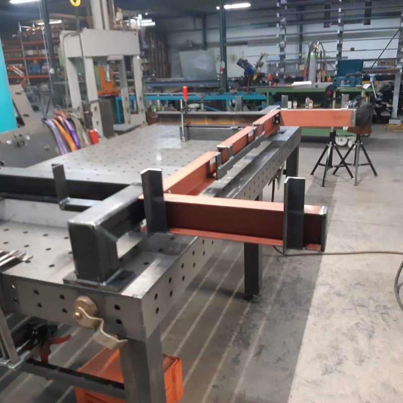 Chassis voor in machine